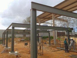 Construções em estrutura metálica
