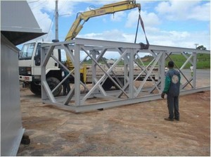 Estrutura metálica para obras