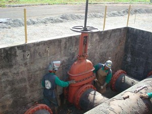 Manutenção tubulação industrial