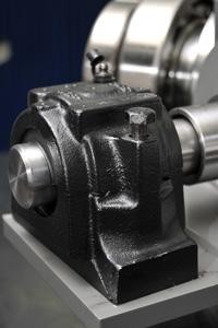 montagem de rolamentos em mancais